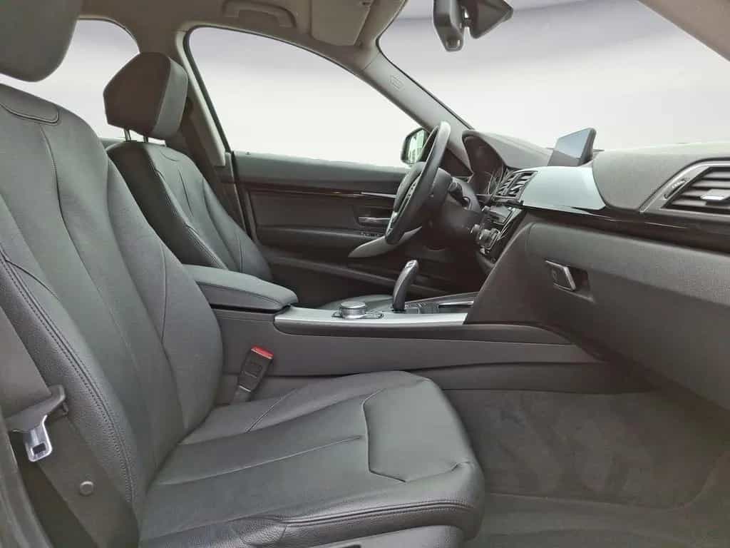 BMW 3 Series 330i Gran Turismo xDrive Luxury Line Aut Stop&Go 01/2019-photo-7