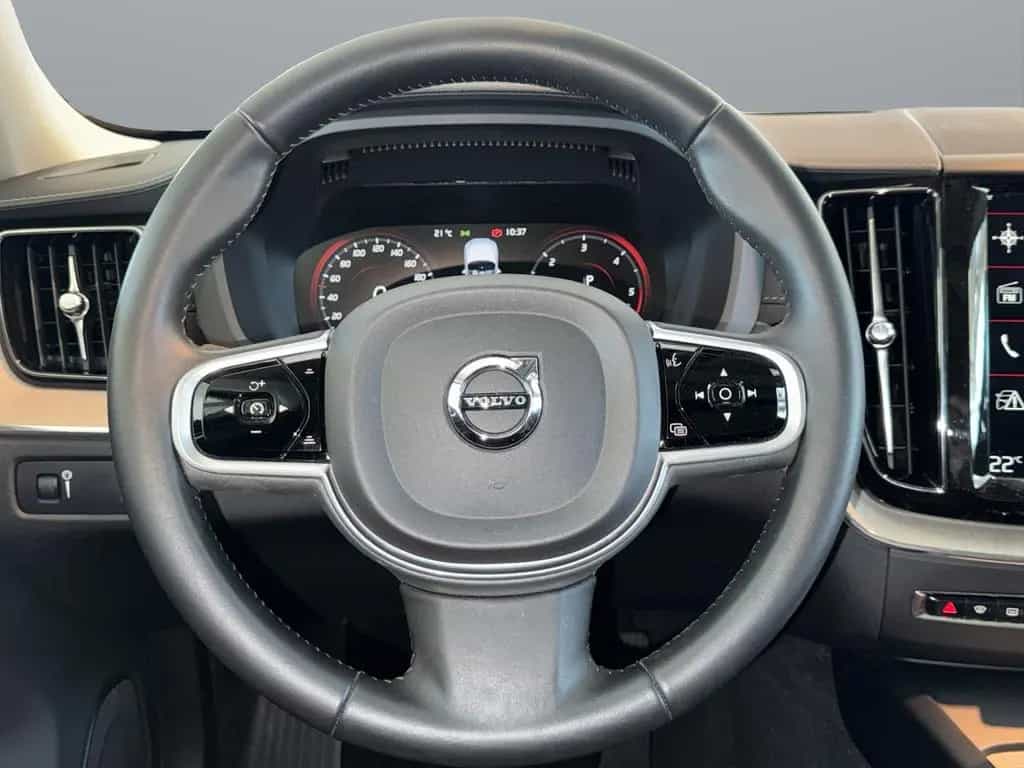 Volvo XC60 Inscription 2.0TDI Geartronic AWD *AHK*Pano 11/2018-photo-16