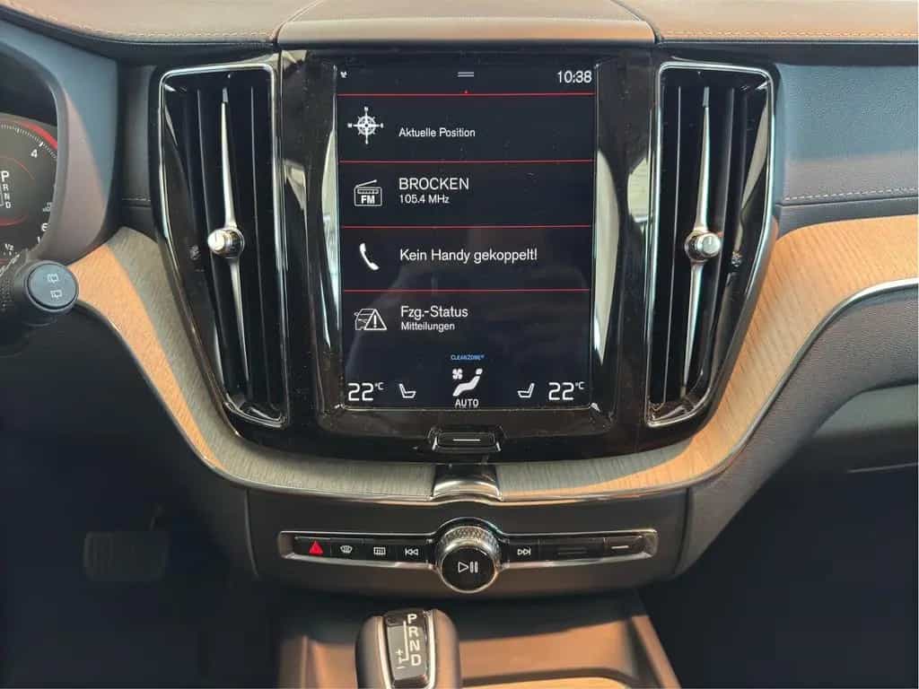 Volvo XC60 Inscription 2.0TDI Geartronic AWD *AHK*Pano 11/2018-photo-19