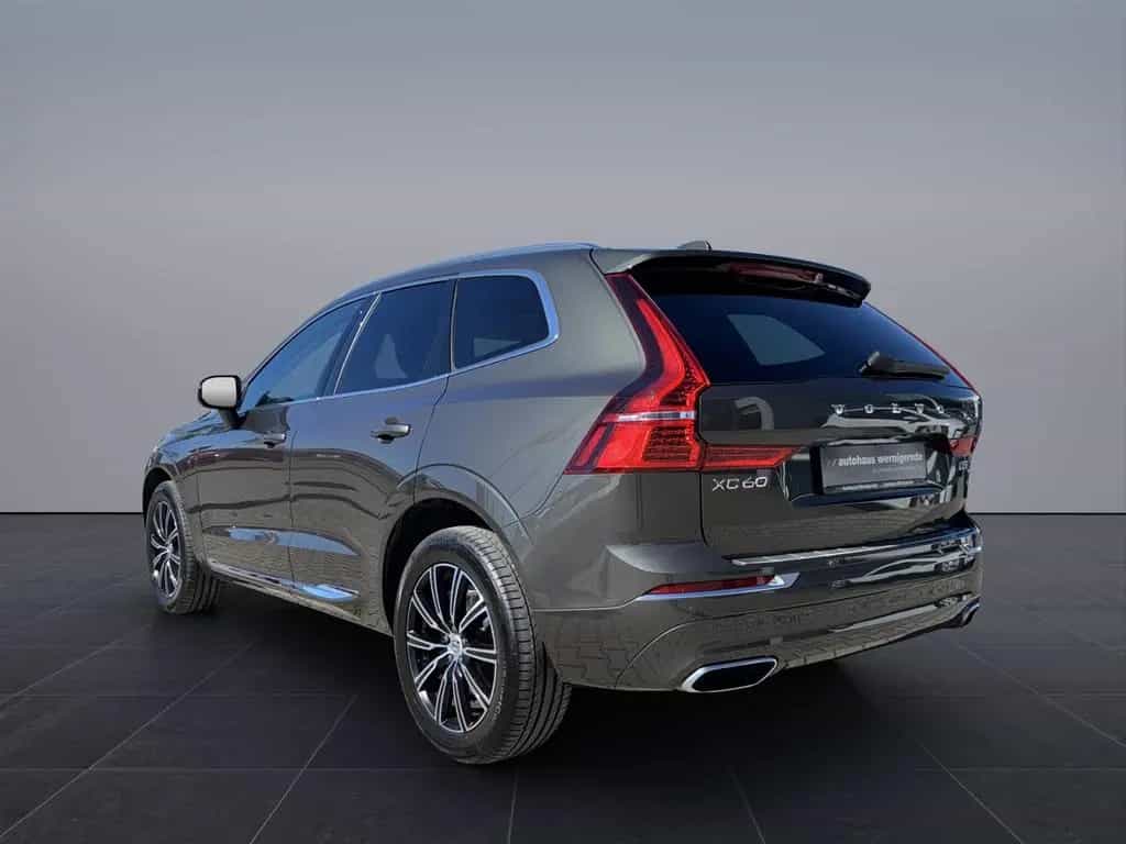 Volvo XC60 Inscription 2.0TDI Geartronic AWD *AHK*Pano 11/2018-photo-4