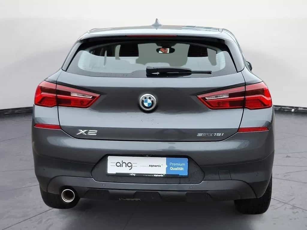 BMW X2 sDrive18i AHK NAVI PDC Rückfahrkamera 08/2018-photo-4