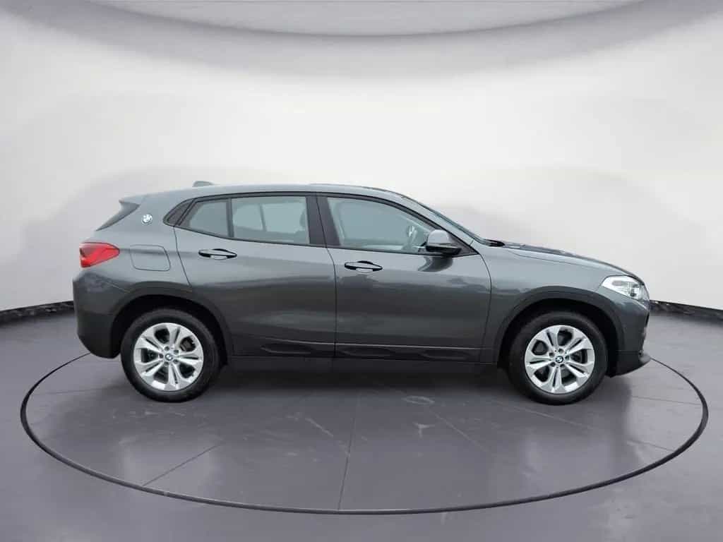 BMW X2 sDrive18i AHK NAVI PDC Rückfahrkamera 08/2018-photo-5