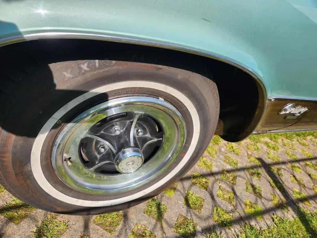 Buick Century Custom TÜV neu (06/2028) 10/1976-photo-10