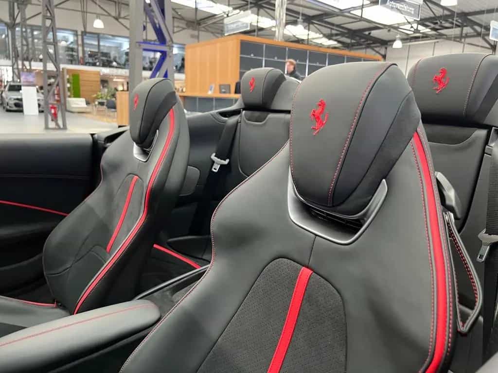 Ferrari Roma Spider 04/2025-photo-10