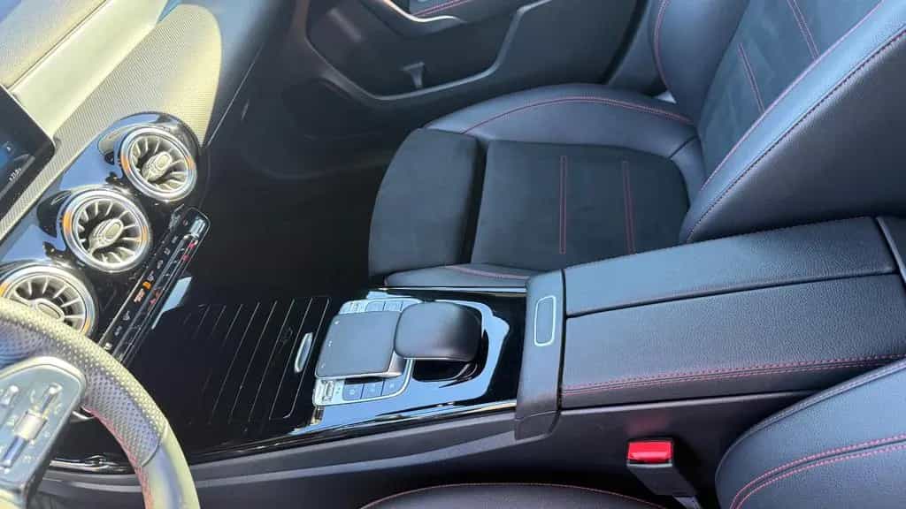 Mercedes-Benz A-Class 200 d 10/2019-photo-10