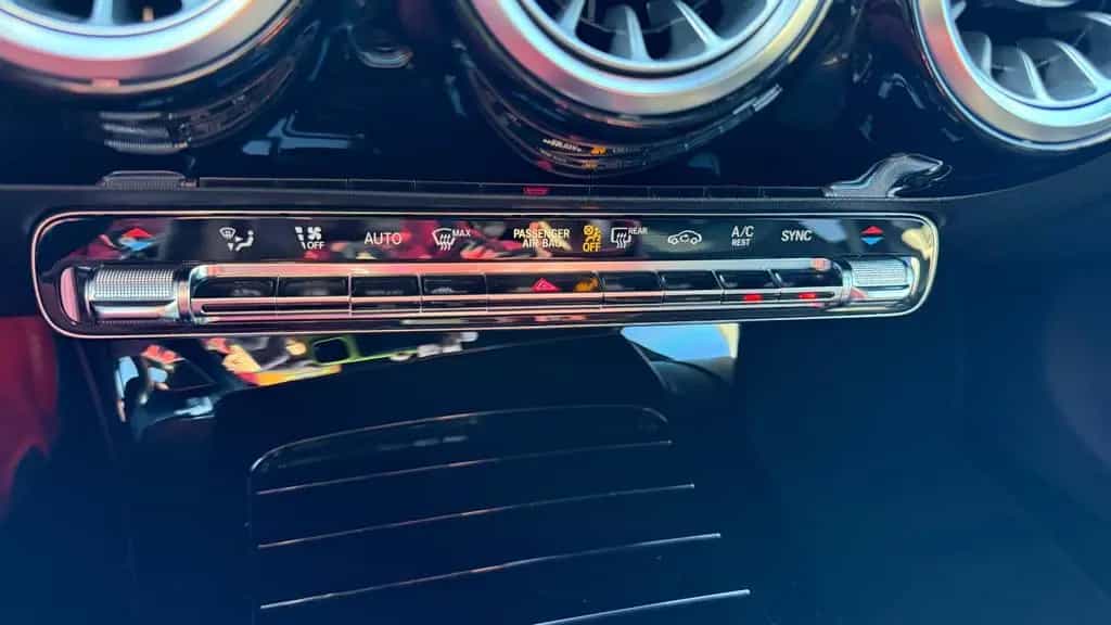 Mercedes-Benz A-Class 200 d 10/2019-photo-13