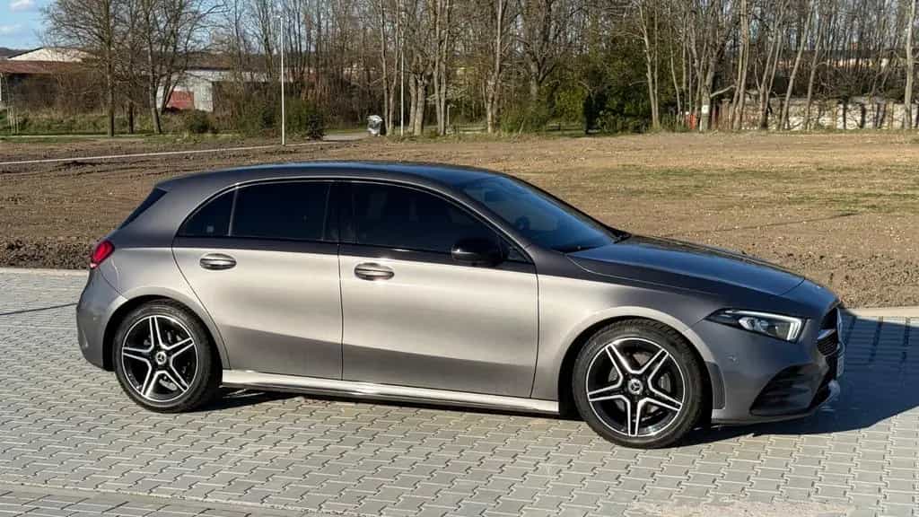 Mercedes-Benz A-Class 200 d 10/2019-photo-4