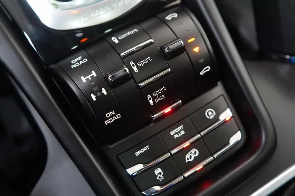 Porsche Cayenne S *Deutsch*S-Abglas*Alcantara*Pano*360°K 10/2015-photo-39