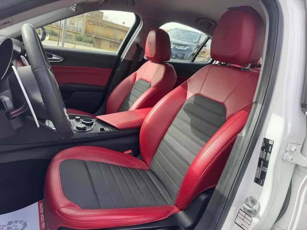 Alfa Romeo Giulia ROMEO GIULIA 2.2 160 CV SUPER FULL 10/2019-photo-6