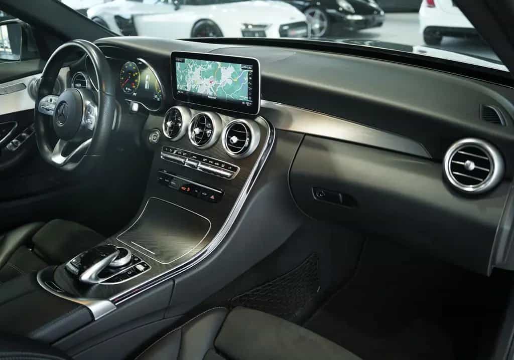 Mercedes-Benz C-Class 300 T d AMG Line *2.HD *Pano *Wide *Distr. 09/2019-photo-14