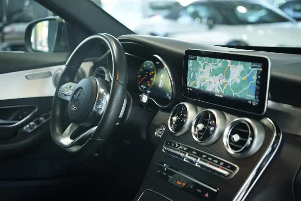 Mercedes-Benz C-Class 300 T d AMG Line *2.HD *Pano *Wide *Distr. 09/2019-photo-15