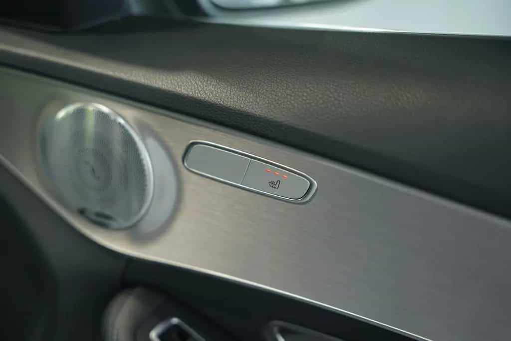 Mercedes-Benz C-Class 300 T d AMG Line *2.HD *Pano *Wide *Distr. 09/2019-photo-17