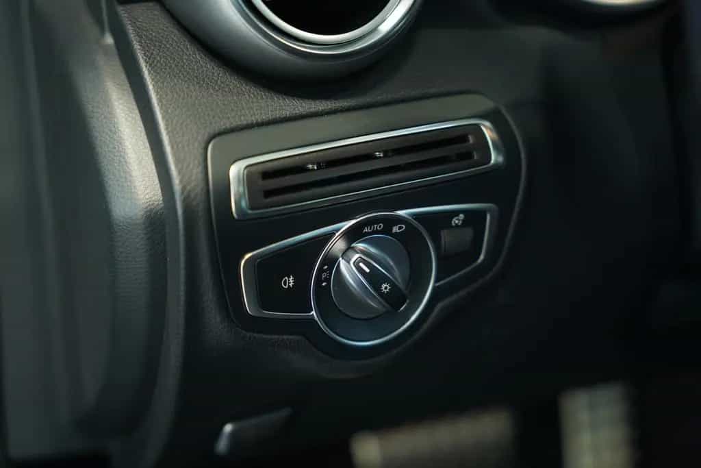 Mercedes-Benz C-Class 300 T d AMG Line *2.HD *Pano *Wide *Distr. 09/2019-photo-27