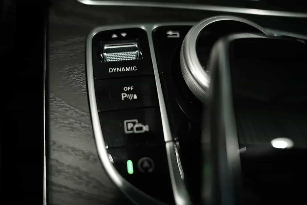 Mercedes-Benz C-Class 300 T d AMG Line *2.HD *Pano *Wide *Distr. 09/2019-photo-28