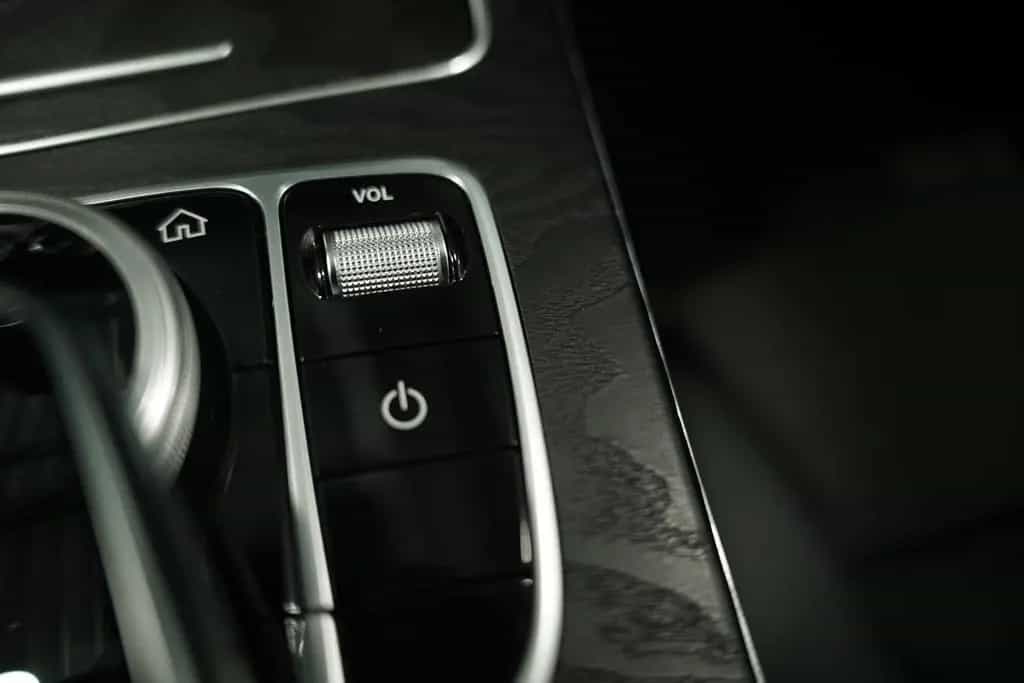 Mercedes-Benz C-Class 300 T d AMG Line *2.HD *Pano *Wide *Distr. 09/2019-photo-29
