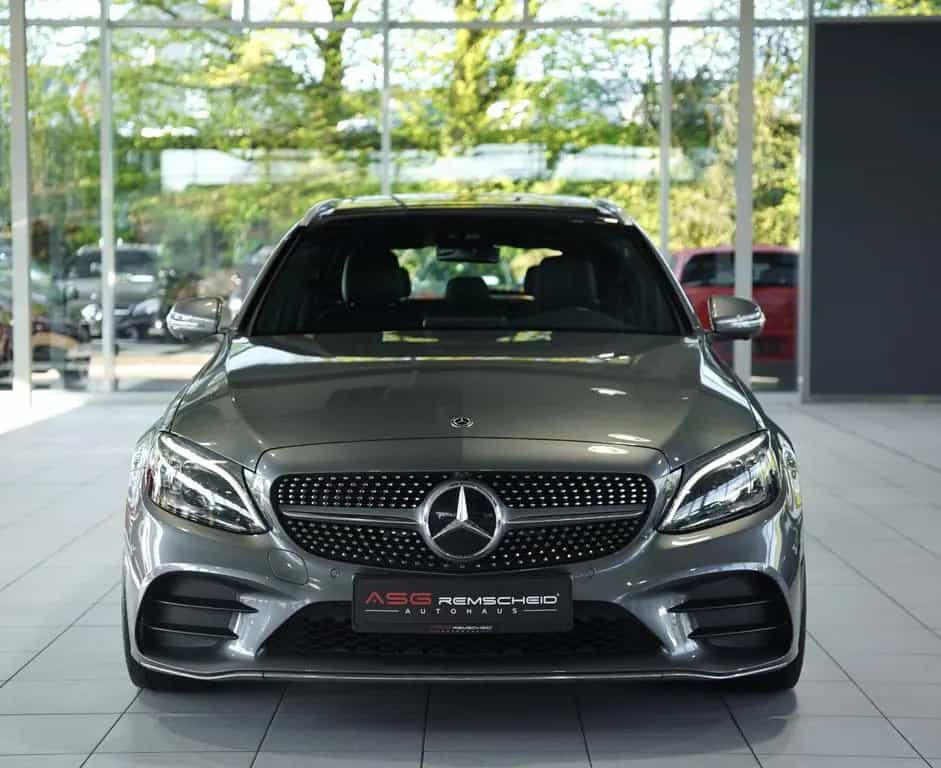 Mercedes-Benz C-Class 300 T d AMG Line *2.HD *Pano *Wide *Distr. 09/2019-photo-3