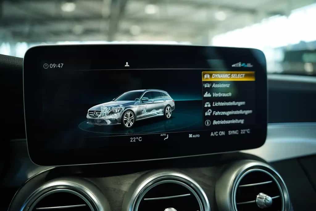 Mercedes-Benz C-Class 300 T d AMG Line *2.HD *Pano *Wide *Distr. 09/2019-photo-35
