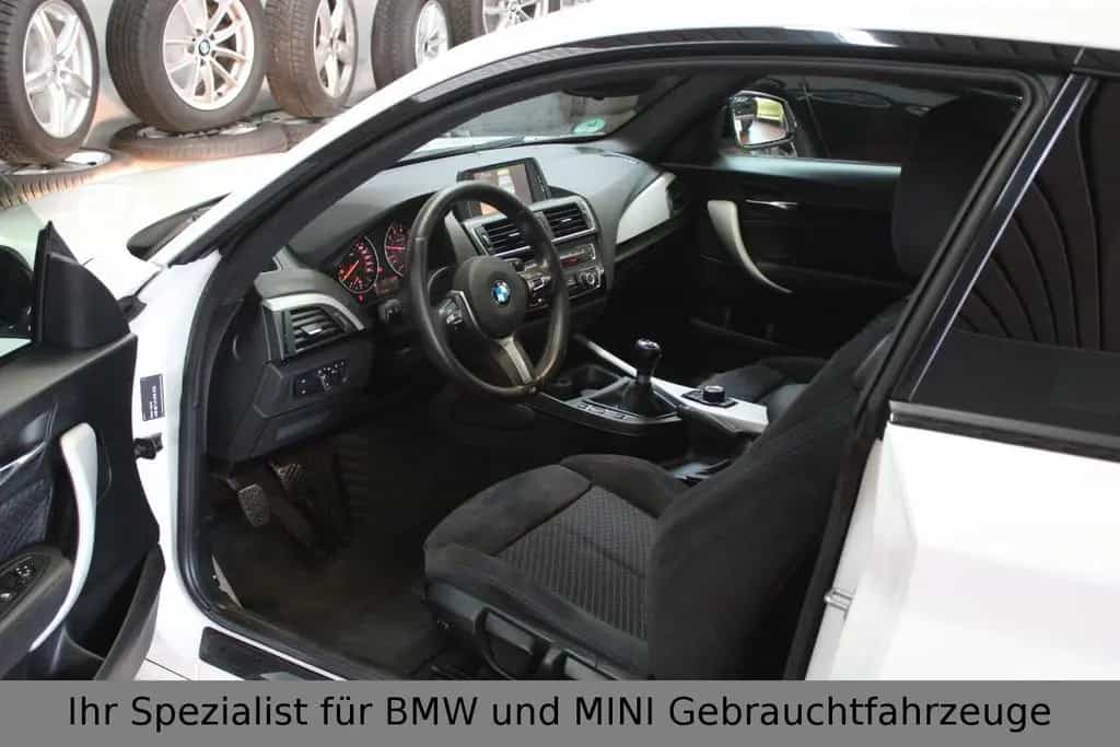BMW 1 Series 118i M-PAKET*Alcantara*Scheckheft 11/2016-photo-10