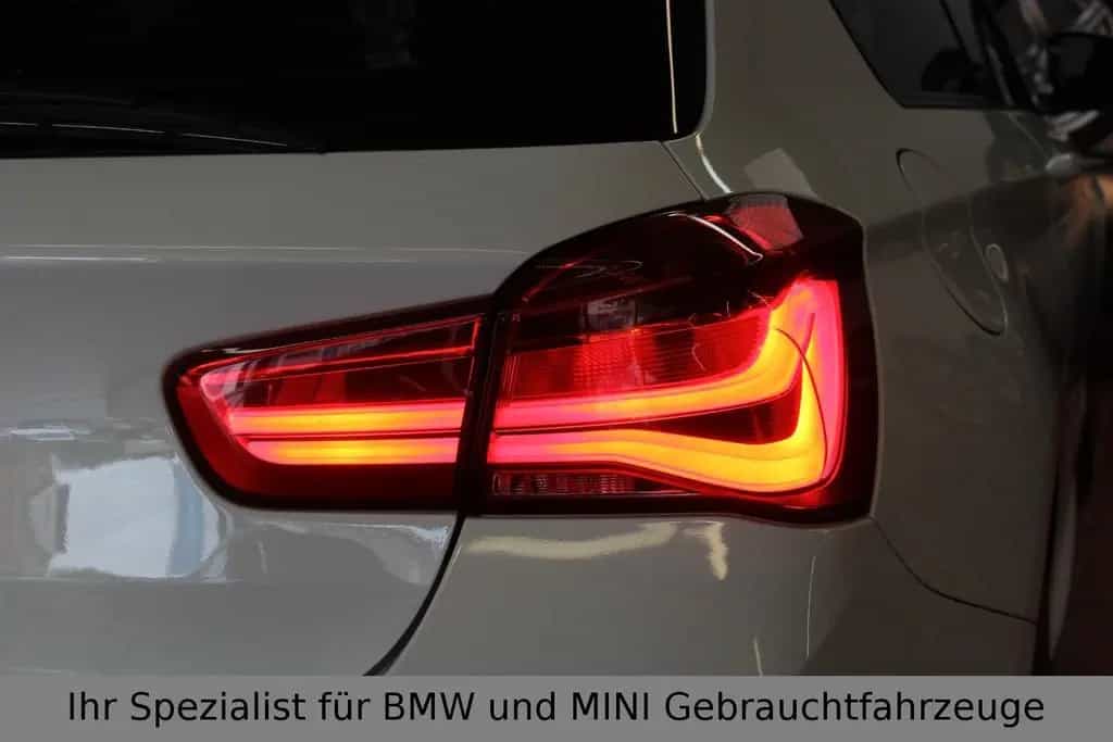 BMW 1 Series 118i M-PAKET*Alcantara*Scheckheft 11/2016-photo-7