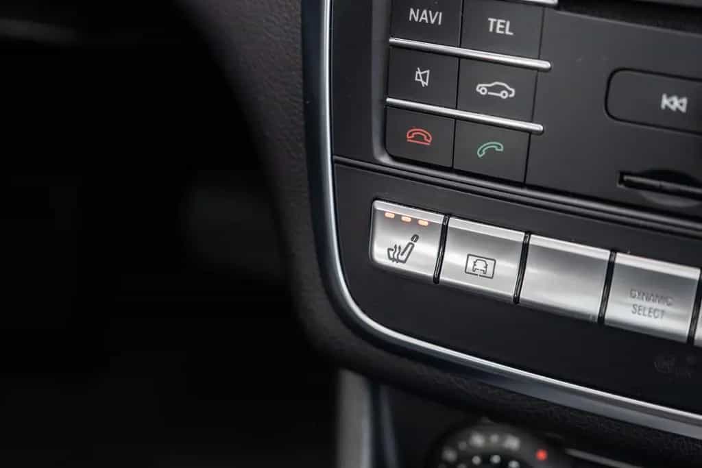Mercedes-Benz GLA-Class 250 4Matic *LED *Pano *Keyless 10/2019-photo-13