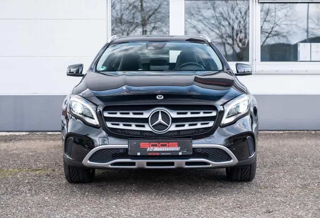 Mercedes-Benz GLA-Class 250 4Matic *LED *Pano *Keyless 10/2019-photo-23
