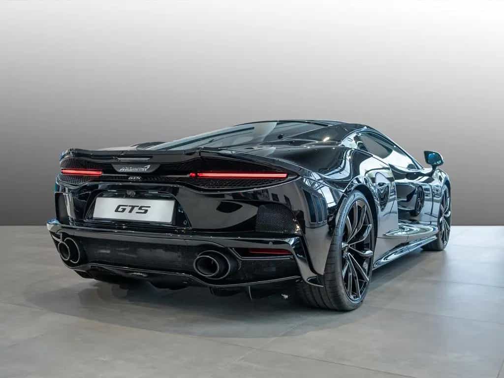 McLaren GTS MSO | B&W | Pano | Carbon | Sports Exhaust 01/2026-photo-1