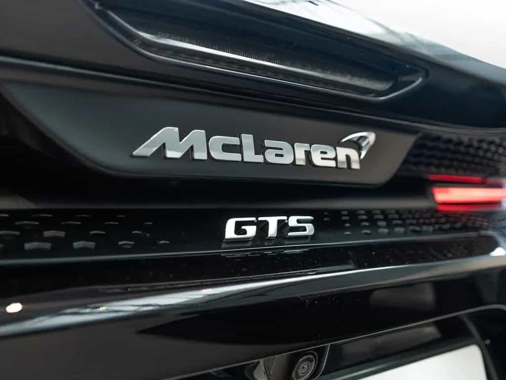McLaren GTS MSO | B&W | Pano | Carbon | Sports Exhaust 01/2026-photo-23