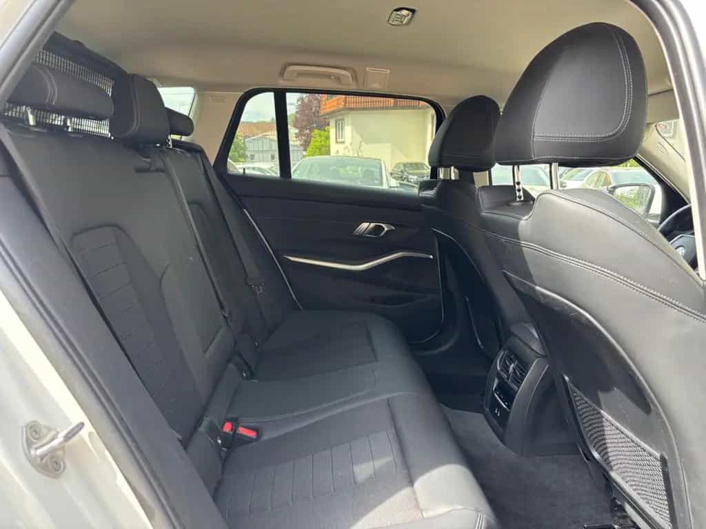 BMW 320 d xDrive Sport Line*HiFi*18*ACC*LED*Leder* 08/2020-photo-25