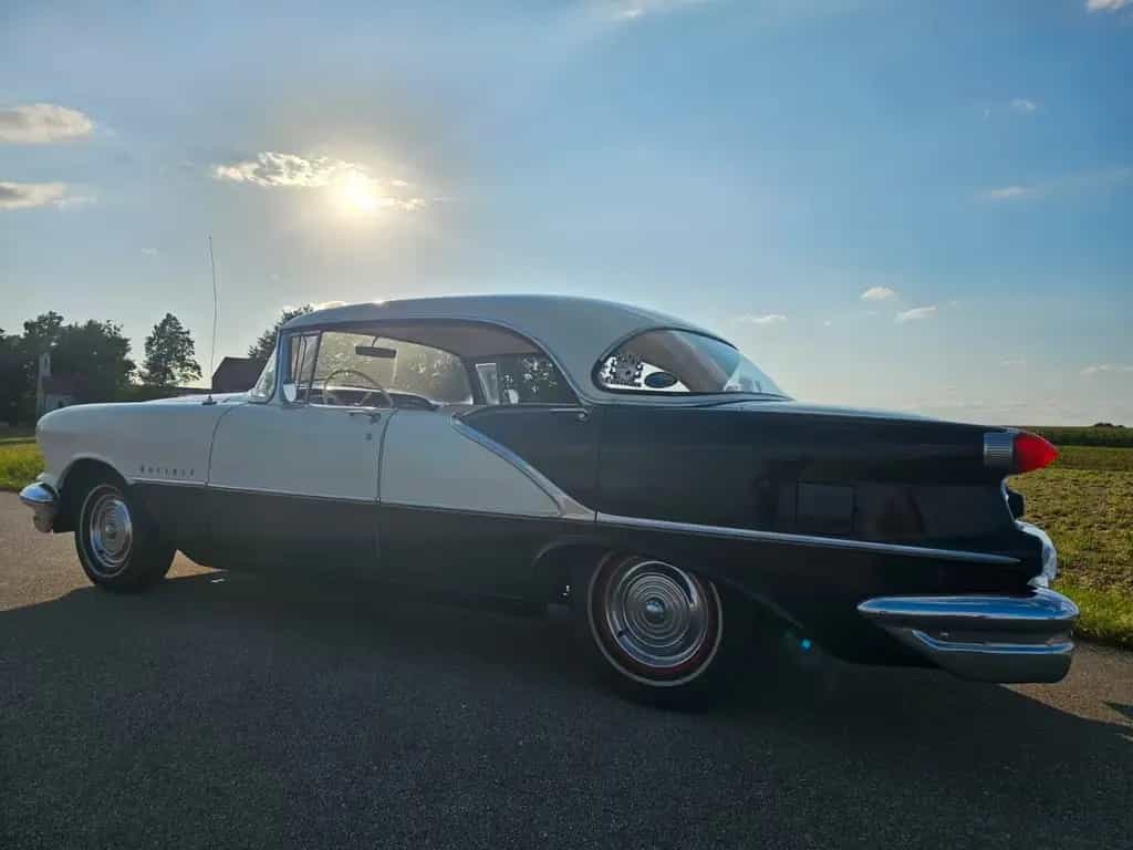 Oldsmobile Other 88 Holiday Coupé 4-Door (1956) 07/1956-photo-0