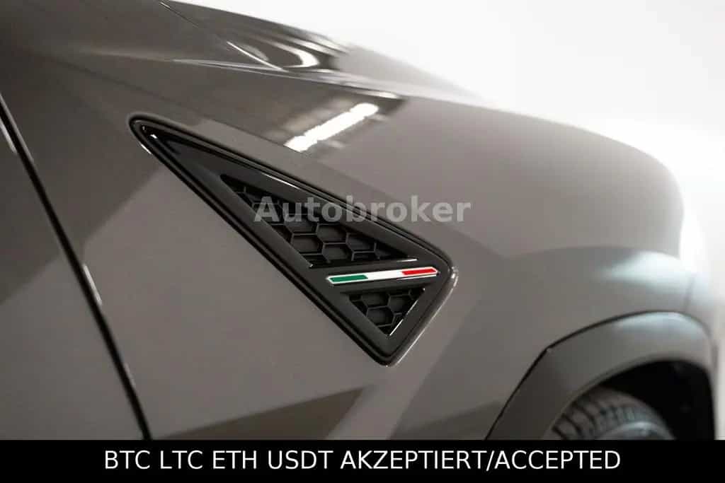 Lamborghini Urus Vision|Pano|22"|AHK|Garantie 02/2021-photo-12