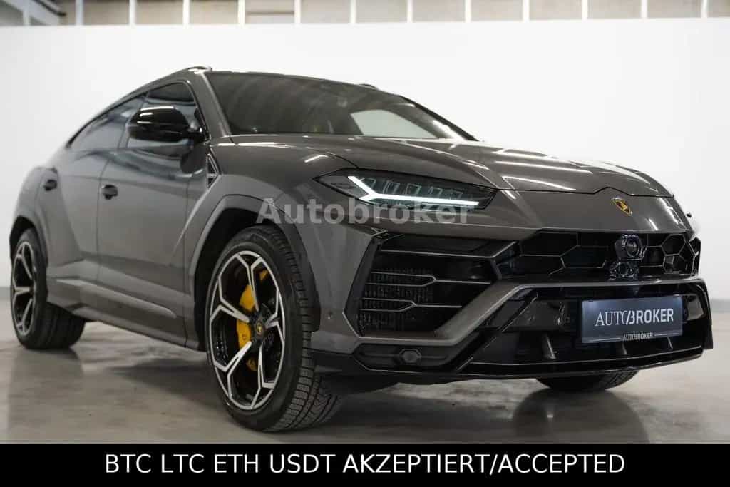 Lamborghini Urus Vision|Pano|22"|AHK|Garantie 02/2021-photo-2