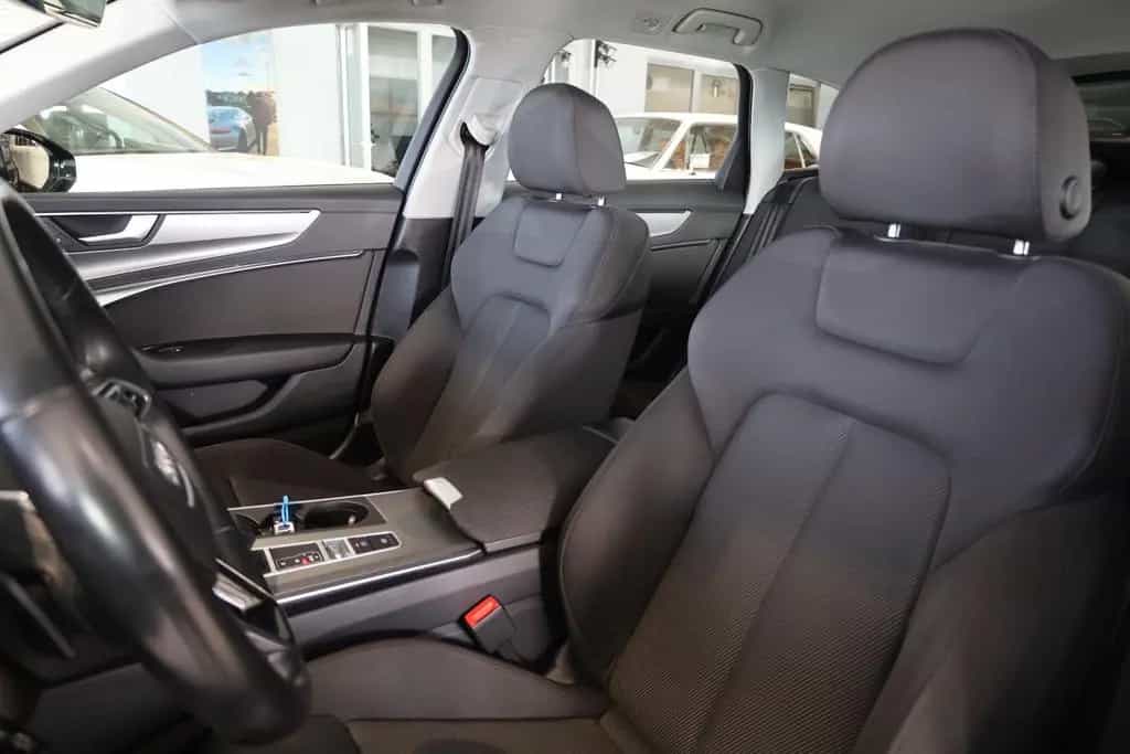 Audi A6 Avant 40 TDI quattro Standheizung 02/2024-photo-14