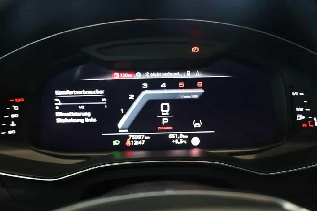 Audi A6 Avant 40 TDI quattro Standheizung 02/2024-photo-25