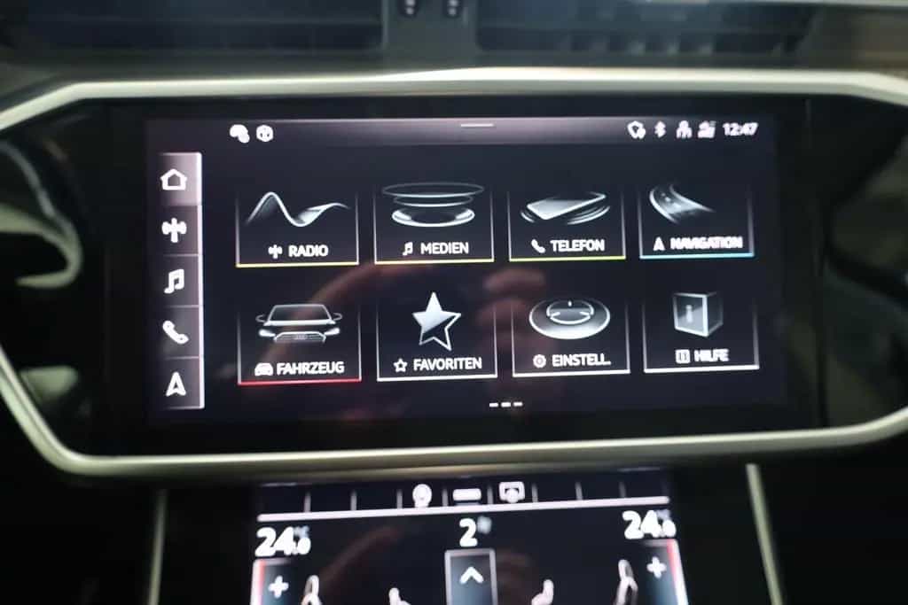 Audi A6 Avant 40 TDI quattro Standheizung 02/2024-photo-26