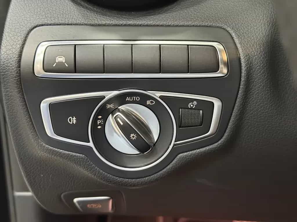 Mercedes-Benz 300 C C300 PANO*LED*BURMESTER*Avantgarde 10/2018-photo-20