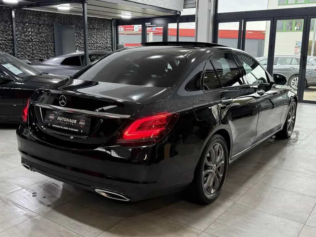 Mercedes-Benz 300 C C300 PANO*LED*BURMESTER*Avantgarde 10/2018-photo-3