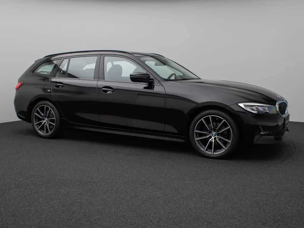 BMW 3 Series 320d  Sport Line Panorama HUD DAB Lordos LED PDC 12/2020-photo-3