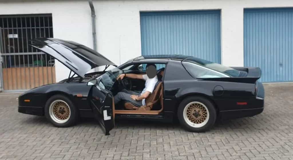Pontiac Trans Am GTA, 5.7 V8, T-Tops, VB 07/1988-photo-2