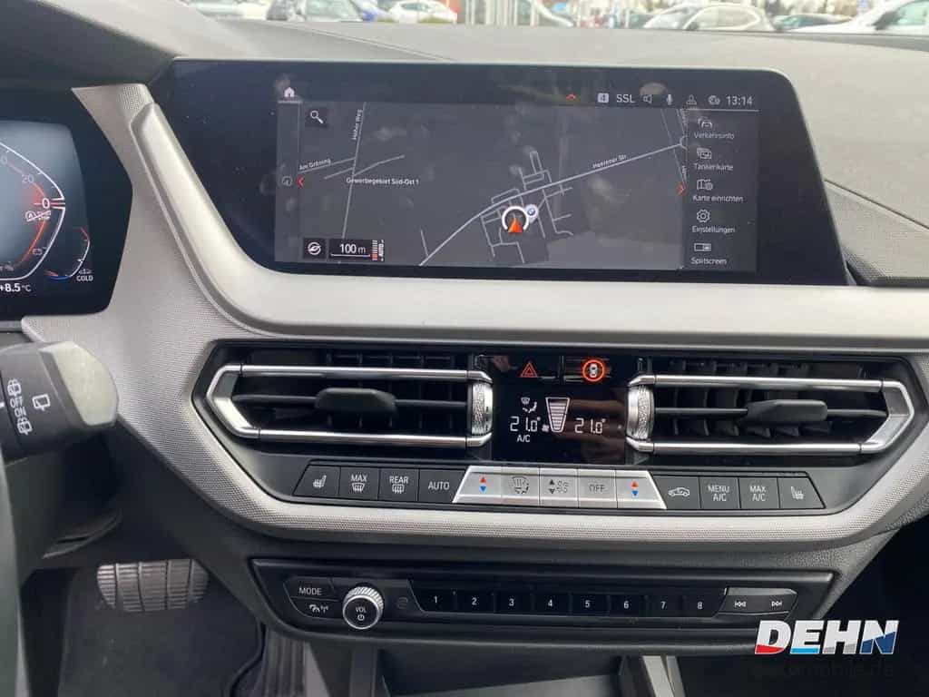BMW 1 Series 118 i AT Advantage ACC Parkpaket Kamera Navi 11/2023-photo-17