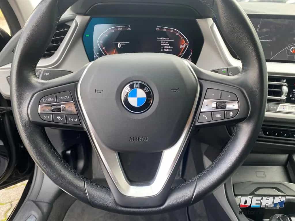 BMW 1 Series 118 i AT Advantage ACC Parkpaket Kamera Navi 11/2023-photo-20