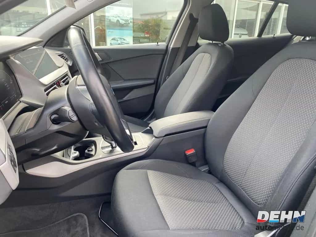 BMW 1 Series 118 i AT Advantage ACC Parkpaket Kamera Navi 11/2023-photo-6