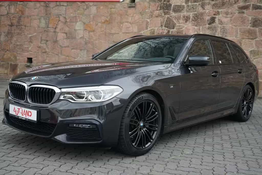 BMW 5 Series 520i M Sport DKG LED Navi Tempomat HarmanKardon 08/2019-photo-1
