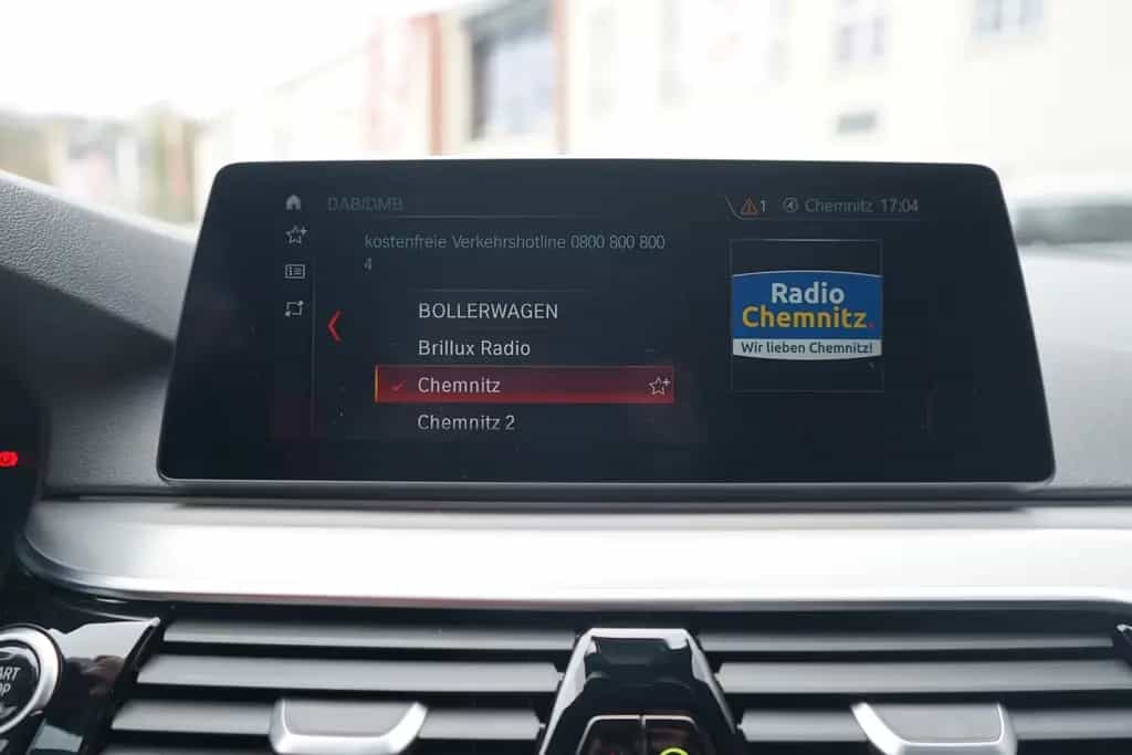 BMW 5 Series 520i M Sport DKG LED Navi Tempomat HarmanKardon 08/2019-photo-11