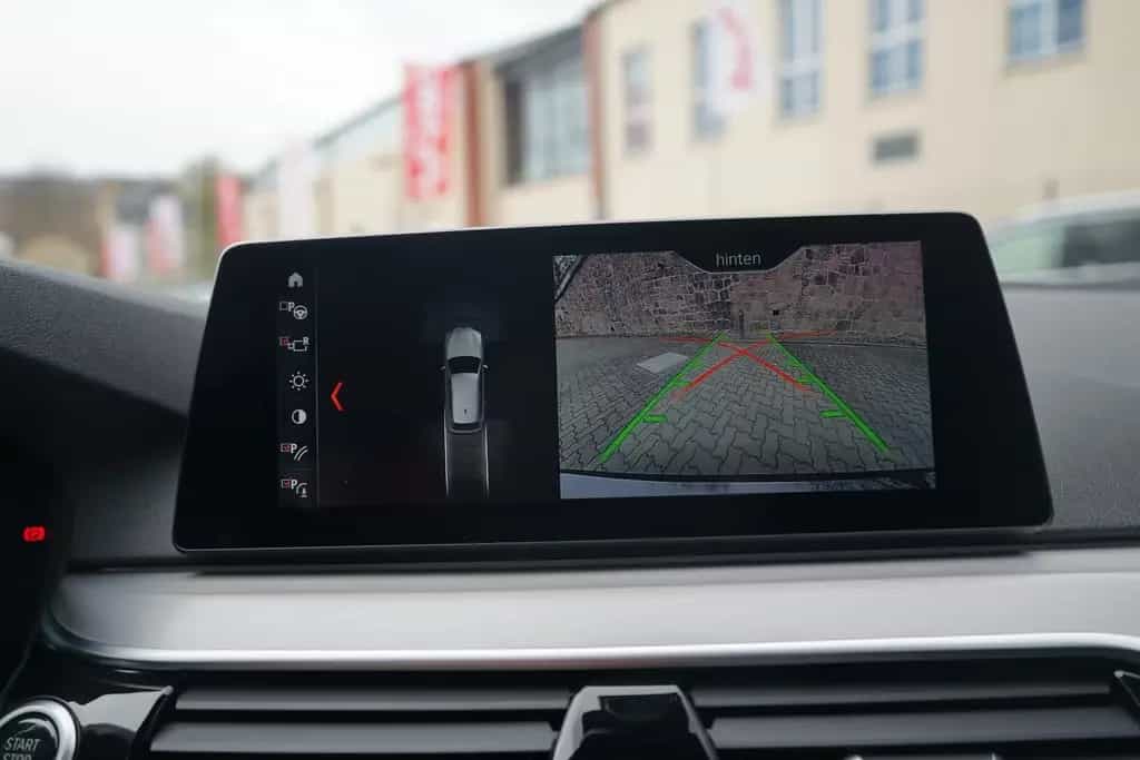 BMW 5 Series 520i M Sport DKG LED Navi Tempomat HarmanKardon 08/2019-photo-12