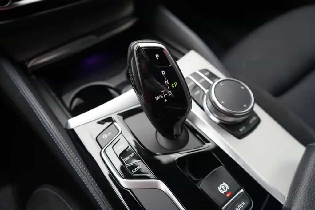 BMW 5 Series 520i M Sport DKG LED Navi Tempomat HarmanKardon 08/2019-photo-16