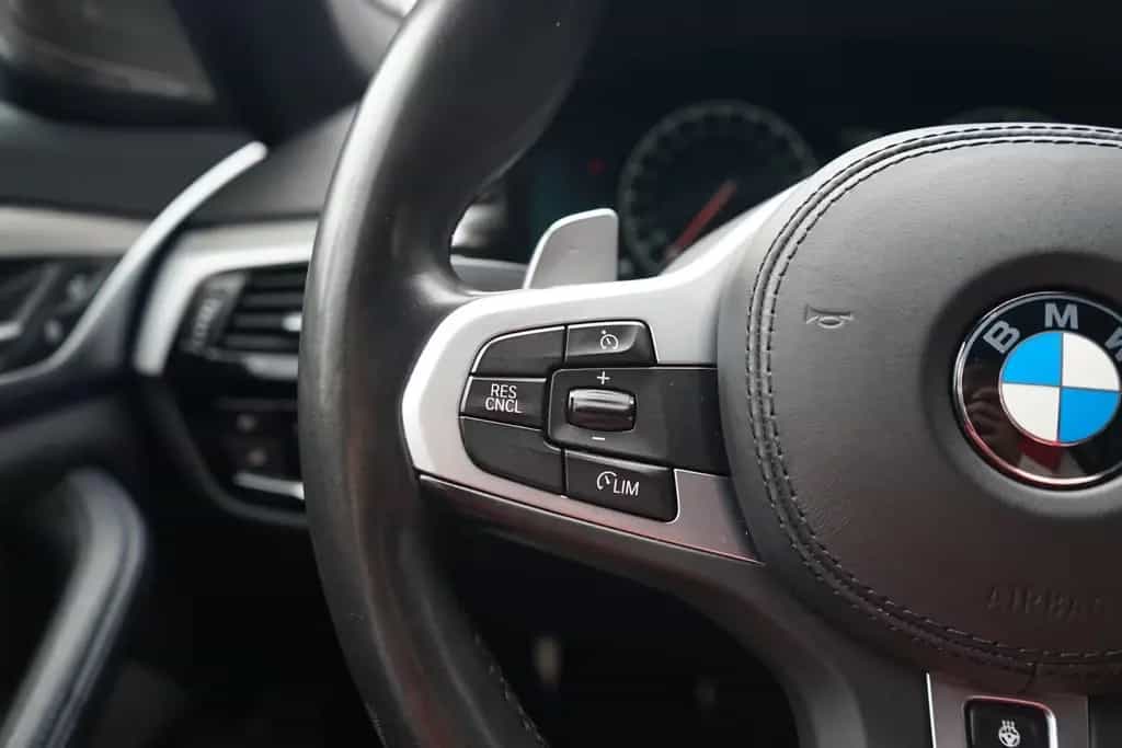 BMW 5 Series 520i M Sport DKG LED Navi Tempomat HarmanKardon 08/2019-photo-19
