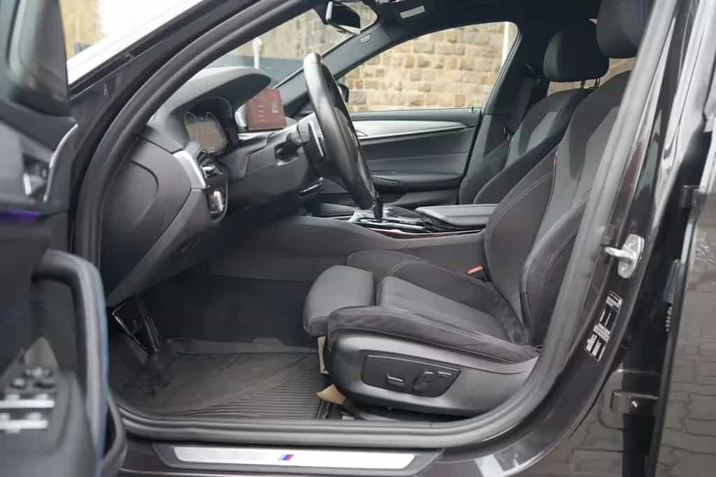 BMW 5 Series 520i M Sport DKG LED Navi Tempomat HarmanKardon 08/2019-photo-27