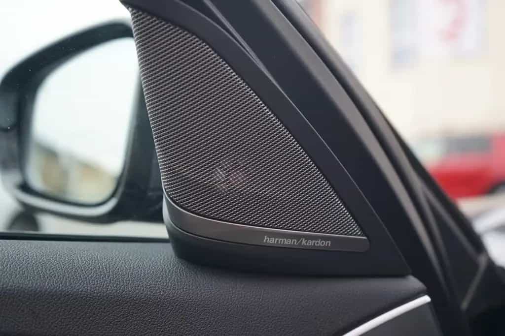 BMW 5 Series 520i M Sport DKG LED Navi Tempomat HarmanKardon 08/2019-photo-31