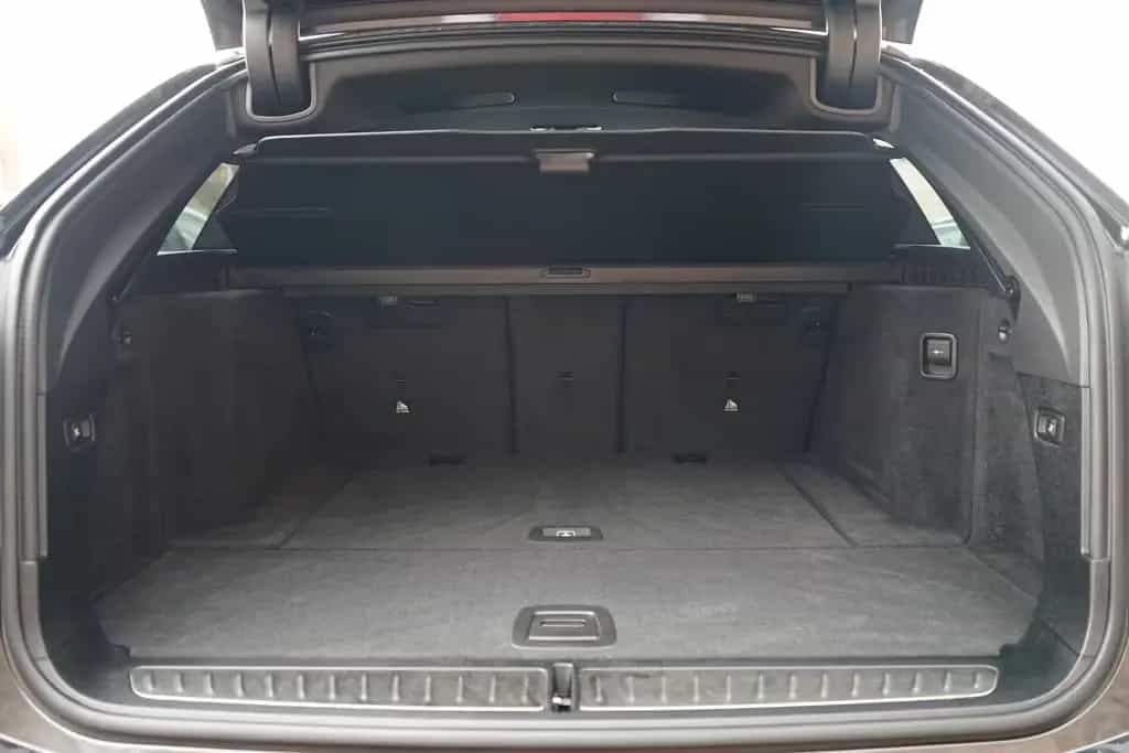 BMW 5 Series 520i M Sport DKG LED Navi Tempomat HarmanKardon 08/2019-photo-32