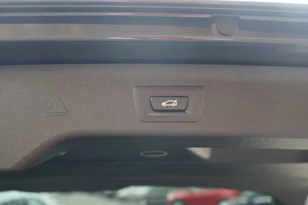 BMW 5 Series 520i M Sport DKG LED Navi Tempomat HarmanKardon 08/2019-photo-33